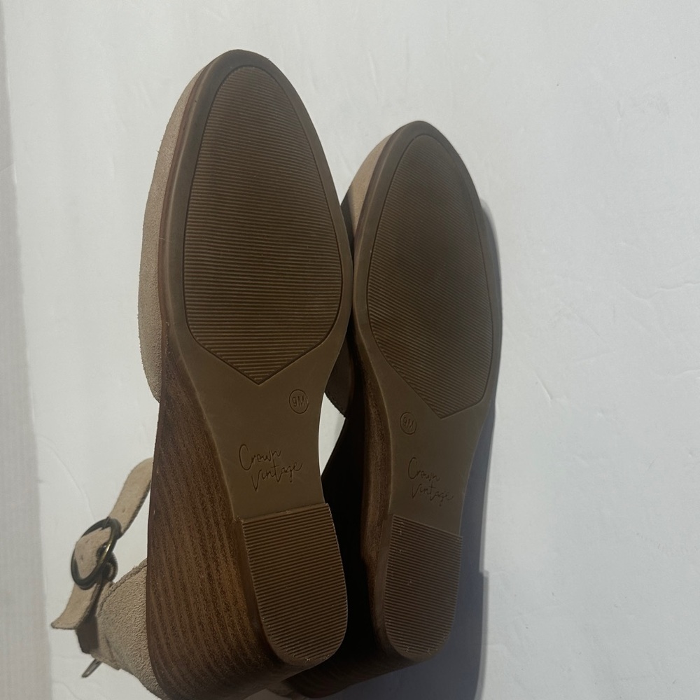 Crown Vintage Ludawen tan leather upper wedge sandals zipper & adjustable buckle - Picture 8 of 9